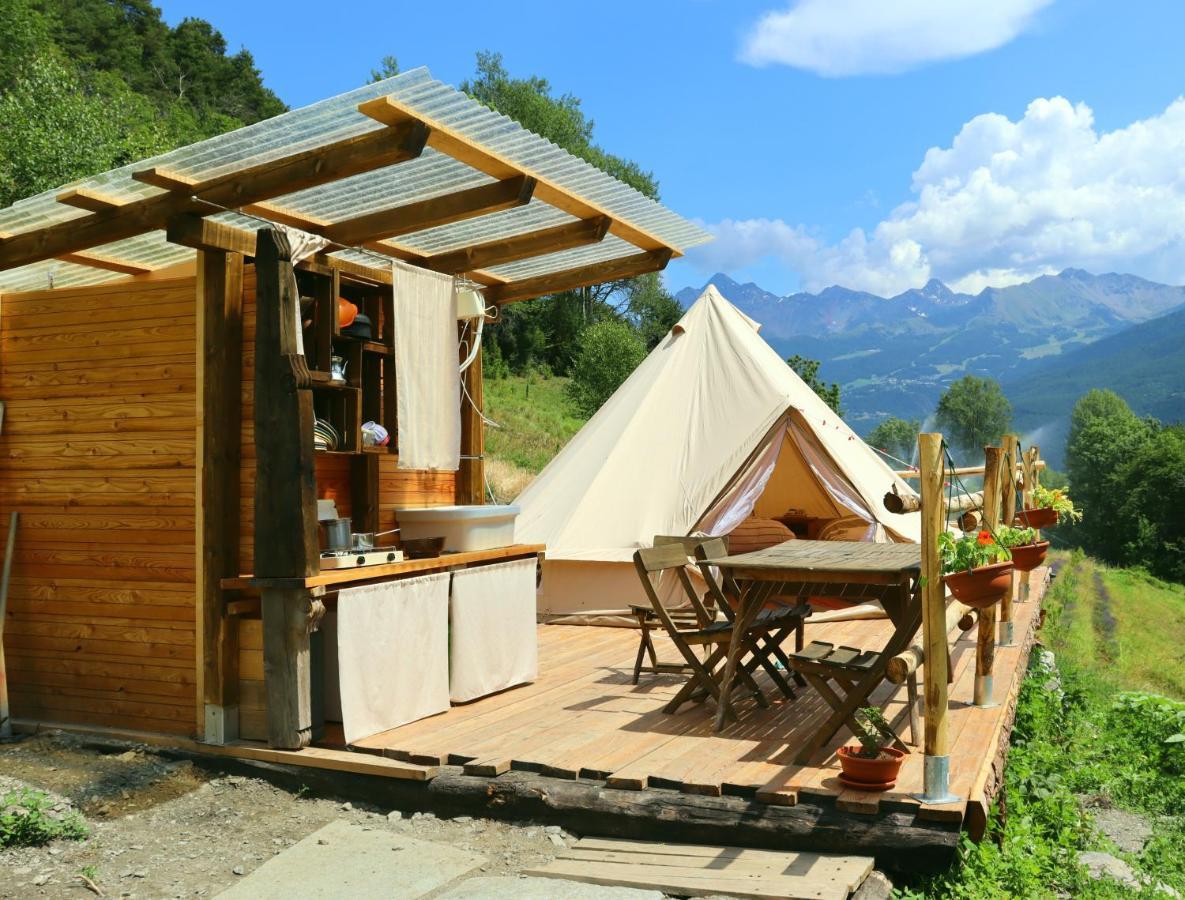 Отель Glamping La Cascina D'Orleans Сен-Пьер Экстерьер фото