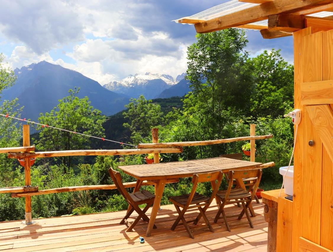 Отель Glamping La Cascina D'Orleans Сен-Пьер Экстерьер фото